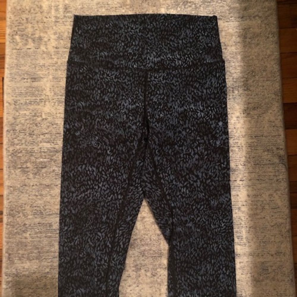 Lululemon Wunder Under Crop